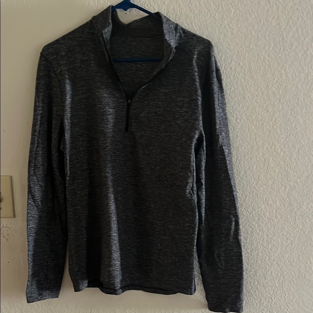 lululemon athletica Men's Dark Gray Long Sleeve Tee